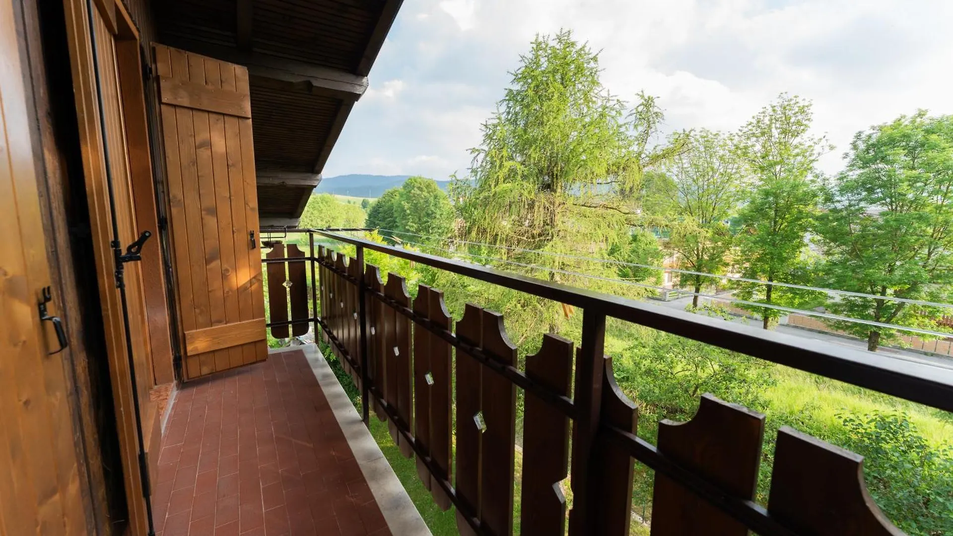 Asiago Centro Mansarda Con Balcone E Giardino 0*,  Italy
